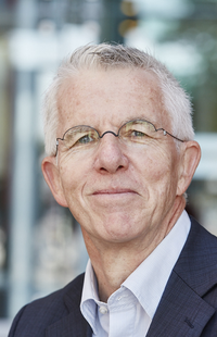 Prof. Dr. Thomas Straubhaar